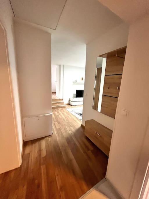 Ab Apartment Moderne Zweizimmerwohnung Villach Buitenkant foto